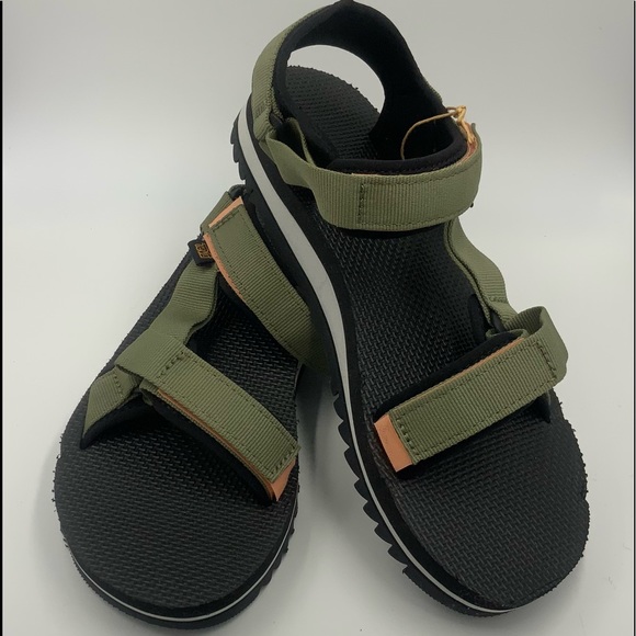 NWT Tera: Original Universal Sandal - Picture 2 of 5